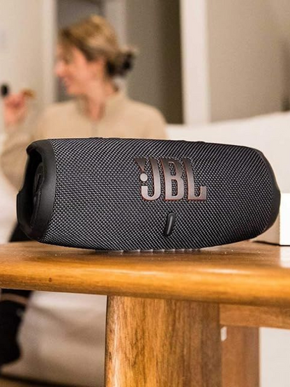 JBL CHARGE 5 PRO: 2X1 Y EXPLOTA LA FIESTA