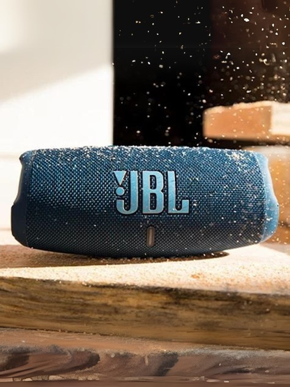 Pack 3 en 1 PowerLife 💼🔋🎶 – Bolso Antirrobo + JBL Charge 5 + T500