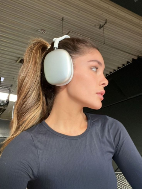 🎮 Game Stick 4K 2 + 🎧 Diadema AirPods Max: ¡Combo Diversión Total!